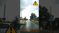 Wyprzedzanie na przejściu dla pieszych - Citoren C3 #shorts #rikordwidjo