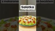 Sałatka z makaronem farfalle i boczkiem - Idealna na każdą okazję! #sałatka #przepis #shorts