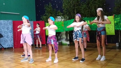 Pokazy taneczne podczas XXII Biegów Ulicznych w Markuszowie - 7. 07. 2019 r.  #4