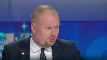  Czy Grzegorz Braun pozostanie posłem Ostry spór Wawera z PO-PiSem: NACIĄGANE zarzuty prokuratury!