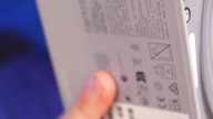 Te smartfony mają PRZEZROCZYSTE plecki 