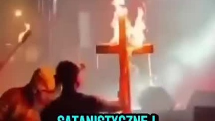 1624 Profanacja krzyża podczas tegorocznego Bangarang Festival w Chwałkowie to uderzenie w chrześcijaństwo  (1)
