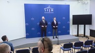 BOSAK STAWIA ŻĄDANIA TUSKOWI! 3 KONKRETY ZAMIAST 7 FRAZESÓW RUDEGO PACHOŁA!