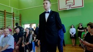 Polonez z okazji ukończenia Szkoły Podstawowej im.  Jana Pocka w Markuszowie w wyk.  kl.  8a i 8b cz
