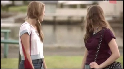 01.  Opowiesci o rozkwitaniu - Puberty. Blues. S01E01