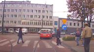 W Sosnowcu przez pasy przechodzimy tak...