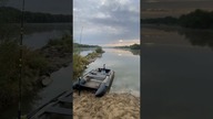Wschód słońca nad Wisłą podczas zasiadki sumowej