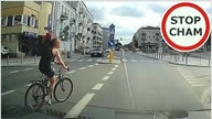 Pijana rowerzystka wjeżdża pod auto #844 Wasze Filmy