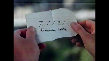 Mężczyzna W Brązowym Garniturze. Reklamy .Początek Mrowi od 3 min Ok ..VID-1741066748801