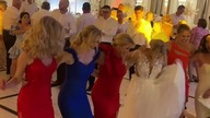 Pani młoda daje czadu #dobrazabawa #dance #wesele #zabawa #taniec #muzyka #party #wedding