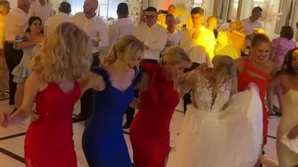 Pani młoda daje czadu #dobrazabawa #dance #wesele #zabawa #taniec #muzyka #party #wedding