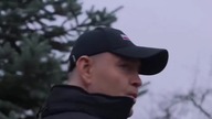NAWROCKI ŚCIĄŁ CHOINKĘ I PRZYTARGAŁ DO PAŁACU PREZYDENCKIEGO!
