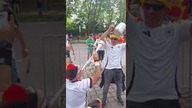Niemieccy kibice przed meczem z Hiszpanią