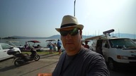 WYPOŻYCZYLIŚMY MOTORÓWKĘ W GRECJI - Nasz pierwszy raz na wodzie.  Super Zabawa! Grecja Wakacje 2021