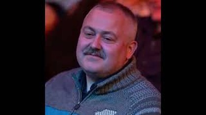 NIEŚMIAŁY FACET ROZNIÓSŁ PUBLICZNOŚĆ NA SCENIE #kabaret #dlaciebie #zabawne #polska #śmieszne #wiral