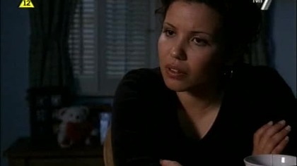 Sześć st&oacute;p pod ziemią - 04x06 - Terror zaczyna się w domu