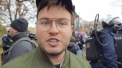 Kaja Godek zaorała Barta Staszewskiego (1080p 30fps H264-128kbit AAC)