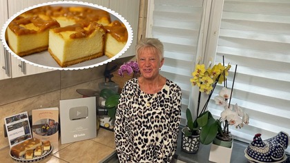 Henia Foks 400 000 Dziekuje  Sernik z polewa kajmakowa