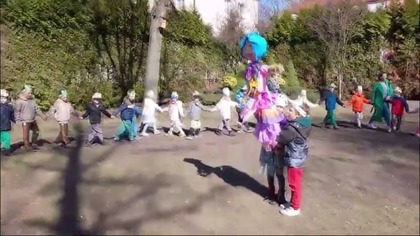 Zwyczaj topienia Marzanny odchodzi w niepamięć, o zwyczaju jej spalenia nawet nie wspomnimy. Jaworznickie przedszkola w pierwszym dniu wiosny na ogół wędrują w barwnym korowodzie, wokół przedszkola lub ulicami dzielnicy. Marzanny nie topią i nie palą, to tzw. ekologiczne powitanie wiosny.

Materiał pochodzi ze strony https://www.jaw.pl
#jaworzno #jawpl