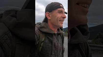 Nie ma logicznych podstaw do bycia rasistą.  #autostop #travelvlog #travel #vlog #sweden #podróże