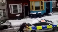 Policja w Anglii i ich nietypowy problem na drodze