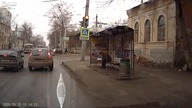 Wjechał w przystanek(i to kto ????)