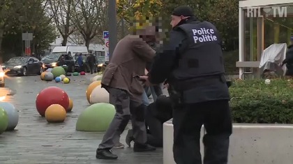 Tak wyglądały zatrzymania w Brukseli w związku z atakami w Paryżu
