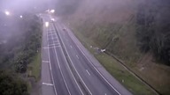 Makabrycznie wyglądający wypadek na autostradzie