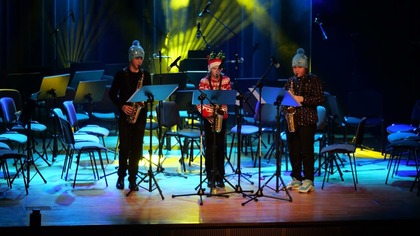 Feliz Navidad - Trio saksofonowe: Magdalena Bolek, Kuba Kasperkiewicz, Jakub Lichtański