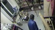 Włamanie do sklepu na warszawskim Śródmieściu