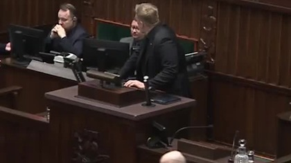 Kosmiczne koryto Zandberg w akcji!