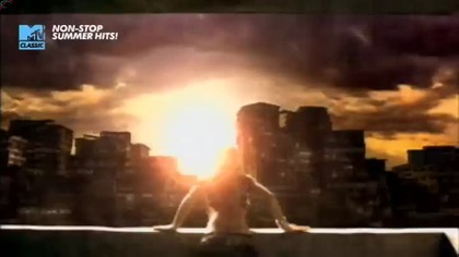 Britney Spears - Im A Slave 4 U (MTV Classic UK)