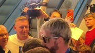 SCENY! FORNAL JAK GWIAZDA ROCKA.  KIBICE DOSŁOWNIE OPANOWALI OKĘCIE. 