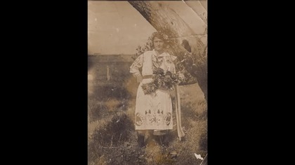 Kalendarium.  9 lutego 1943 r.  sotnia UPA dokonała masakry polskich mieszkańc&oacute;w miejscowości Parośla na Wołyniu.  To była pierwsza na tak wiel