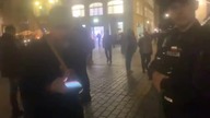 POLSKA FLAGA NIEPOŻĄDANA NA KRAKOWSKIM RYNKU (28-09-2024) (360p 30fps H264-128kbit AAC)