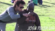 Wąchanie nieznajomych - Josh Pale Lin