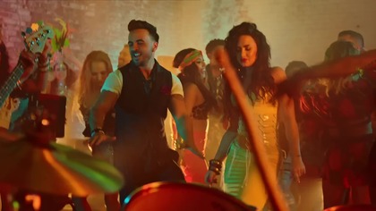 Luis Fonsi, Demi Lovato - Échame La Culpa (Official Video)