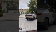 JEŻDŻĘ PIERWSZY RAZ W POLSCE CYBERTRUCKIEM PO MIEŚCIE! Reakcja ludzi w Częstochowie  #cybertruck