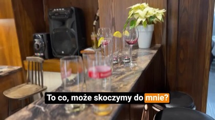 Ona poszła do domu, on został z rachunkiem...   Tak nie zarobisz! 