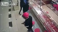 Tymczasem w sklepie jubilerskim