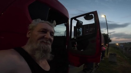 CHCESZ ZOSTAC KIEROWCA ZAWODOWYM ZOBACZ JAKIE ATRAKCJE NA CIEBIE CZEKAJA