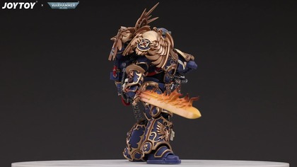 Figurki w skali 1 do 18.  Prymarcha Ultramarines, Roboute Guilliman