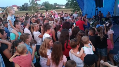 Bayera na dożynkach gminnych w Wólce Kątnej