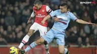 Arsenal musi pokonać Liverpool, żeby zachować szanse na 'czwórkę'.