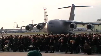 PRZYLOT OSTANICH 21 TRUMIEN 2010-04-23 .  Zamordowanych w Warszawie .