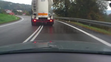 Kubica dorabia jako kierowca tira