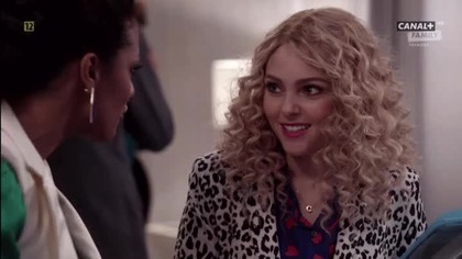 Pamiętniki Carrie - The. Carrie. Diaries. S01E09