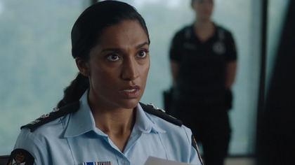 Harrow S03E06 [10Bit] [1080p. WEB-DL. H265-FT] [Lektor PL] [Alusia]