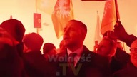 NAWROCKI ŚPIEWA ROTĘ NA MARSZU! 