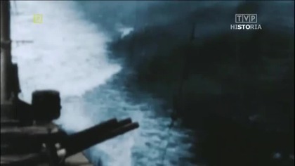 Lato 1942 roku, sześć miesięcy po japońskim ataku na amerykańską bazę w Pearl Harbor, losy wojny się odmieniają. Po przegranej bitwie o Midway, Japonia traci przewagę na morzach. Nie oznacza to jednak końca wojny o przewagę na Pacyfiku. W atakach na kolejne wyspy, Amerykanie przekonują się, że przeciwnik jest got&oacute;w walczyć do końca.